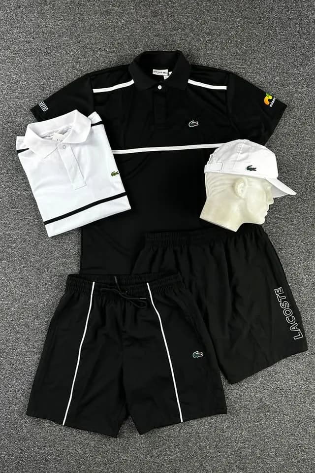 Kit polo e bermuda Lacoste preto com listra